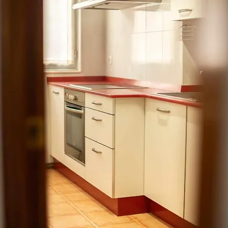 Апартаменты Apartamento Turistico Tebana